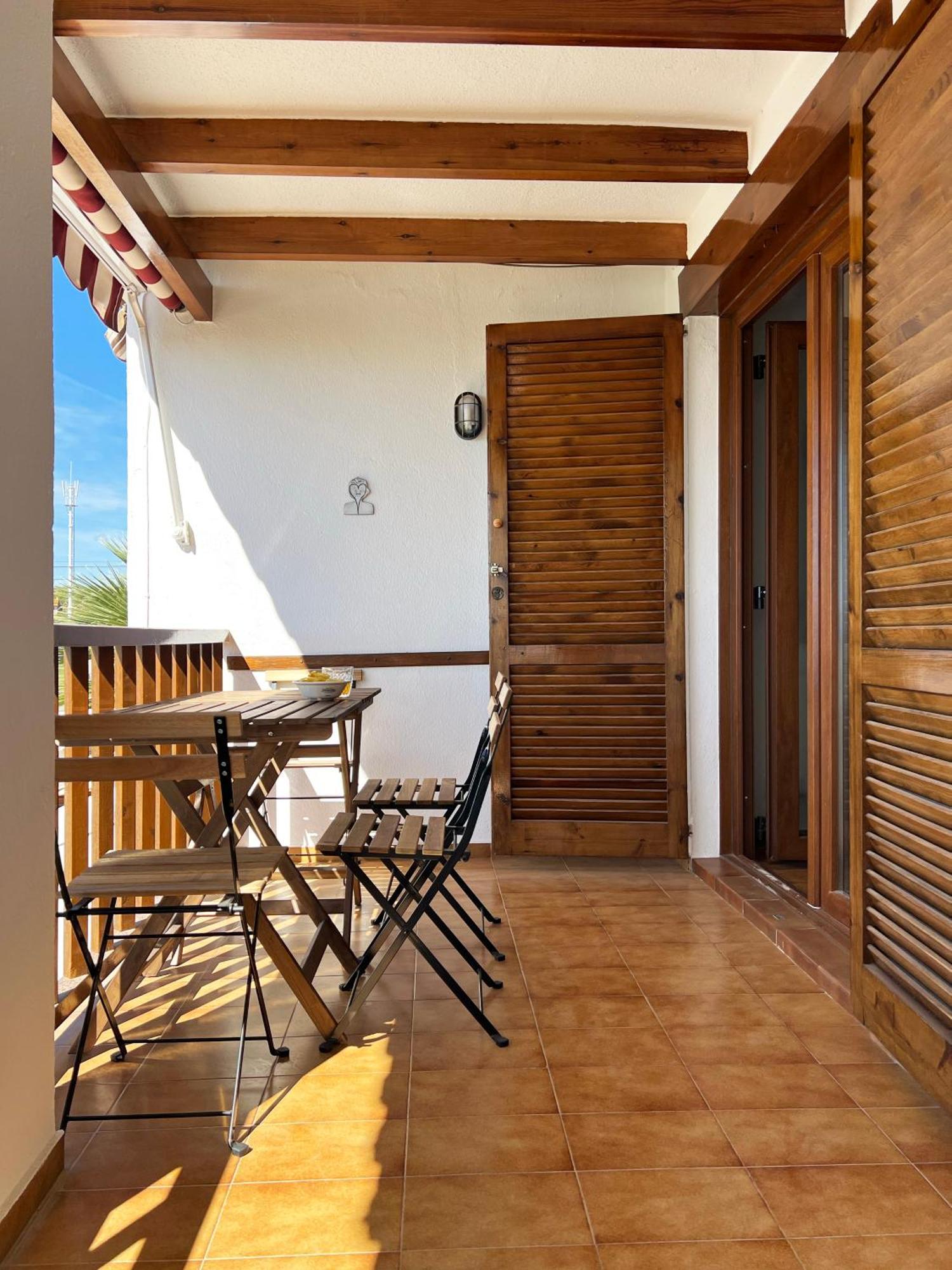 Espectacular Sunny House In The Beach Кунит Экстерьер фото