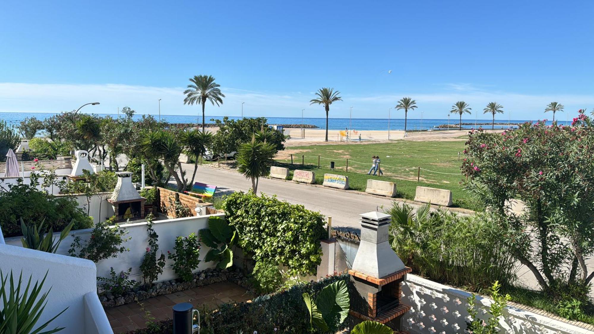 Espectacular Sunny House In The Beach Кунит Экстерьер фото